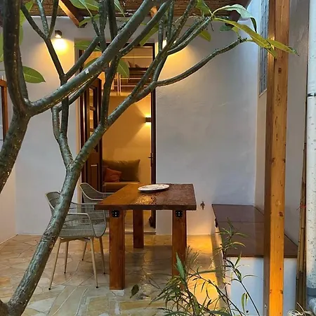 Nadra Beachfront * Platanés