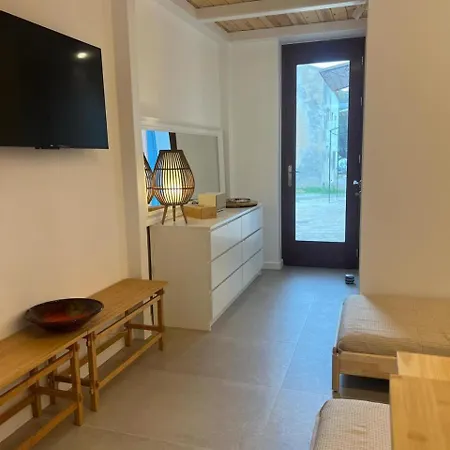 Nadra Beachfront Сasa de vacaciones Platanés